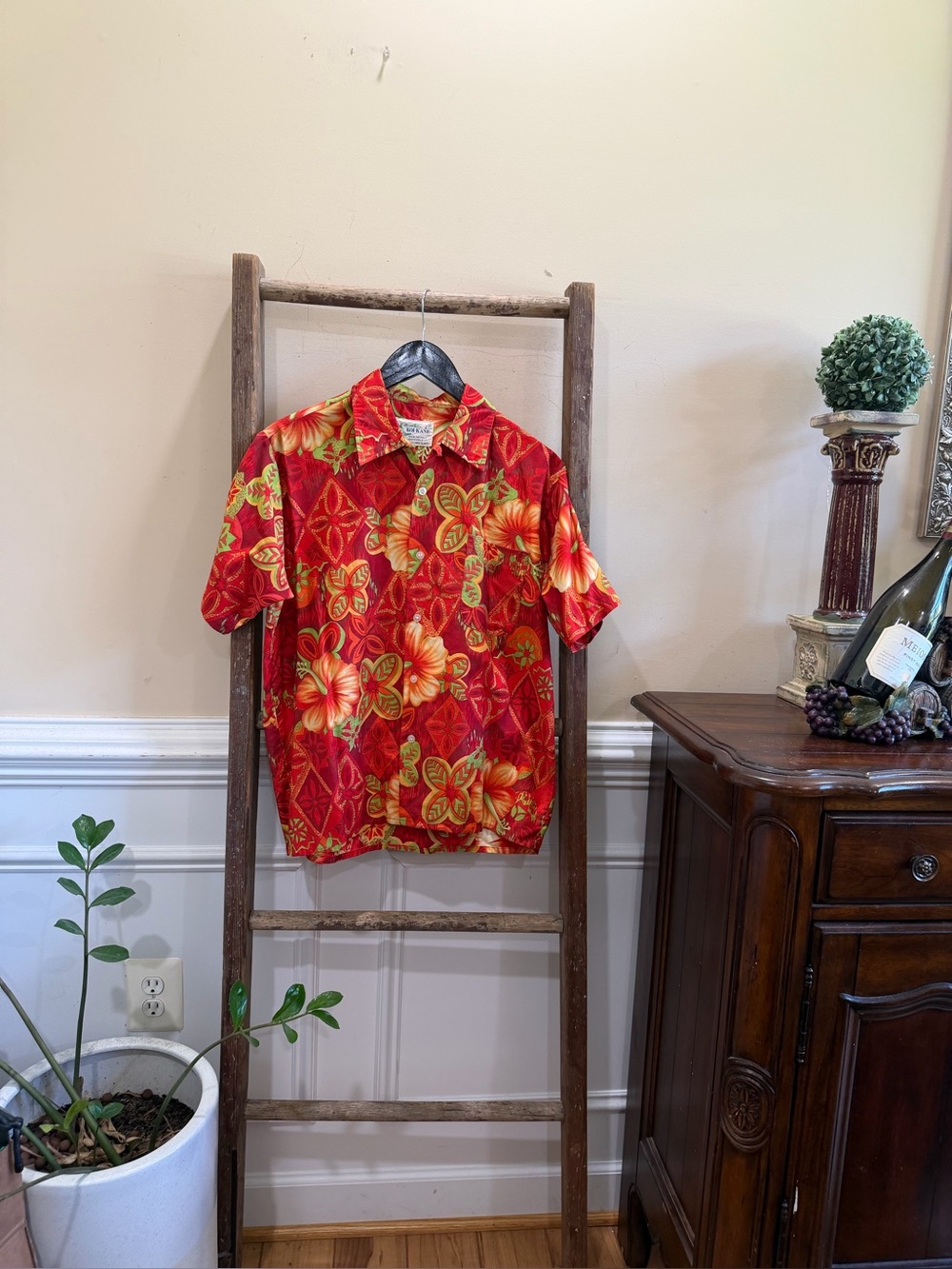 Koi-Kane Vintage Red Floral Hawaiian Shirt